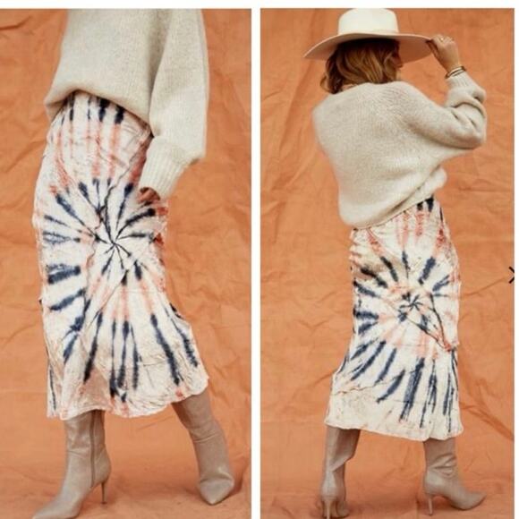 Free People Serious Swagger Velvet Tie-Dye Midi Skirt Size M in Firework Combo - Picture 4 of 11